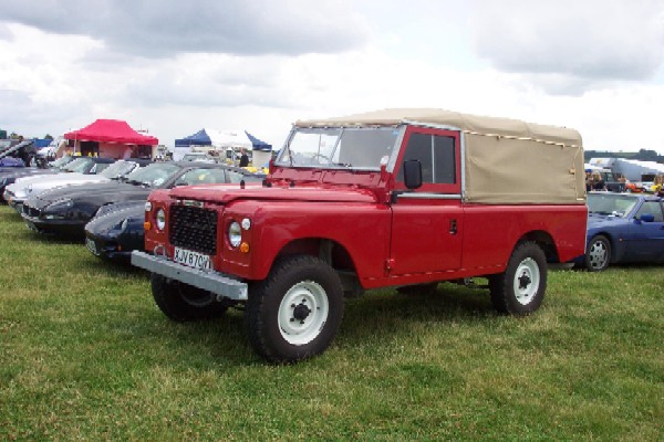 land rover v8